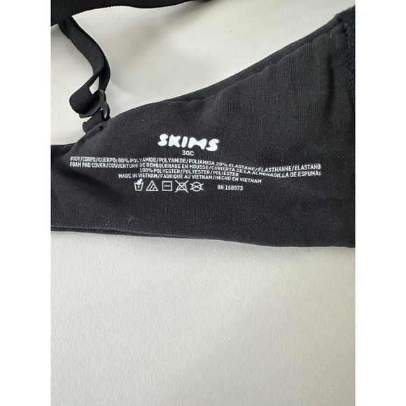New Skims Fits Everybody Bra Size 30 C Onyx‎ Black Intimates - Picture 4 of 5
